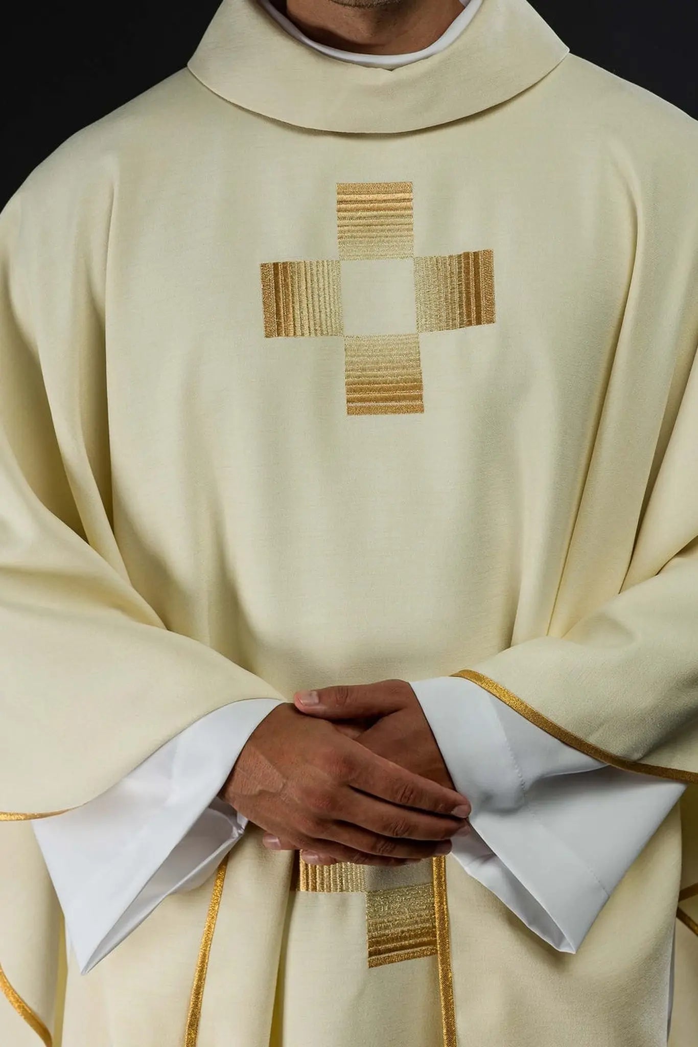 Chasuble with embroidered gold crosses