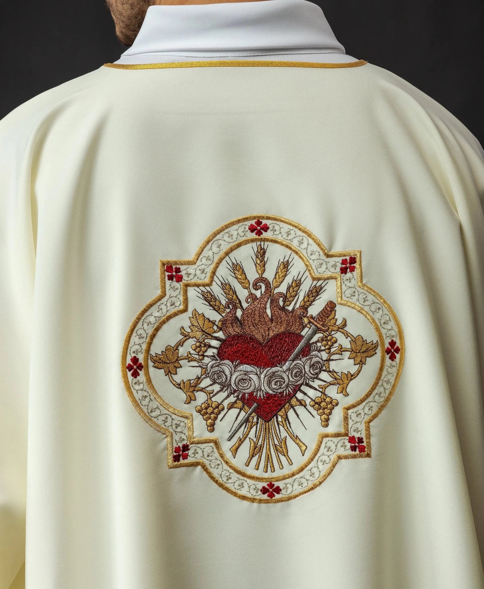 Dalmatica with Heart of Mary motif
