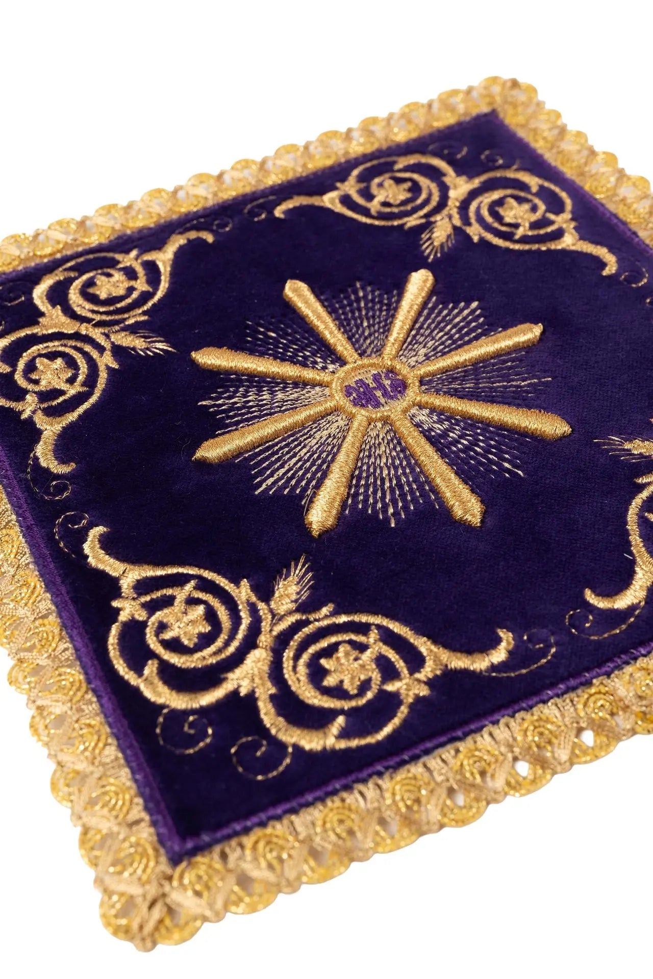 Embroidered chalice linens set purple velvet