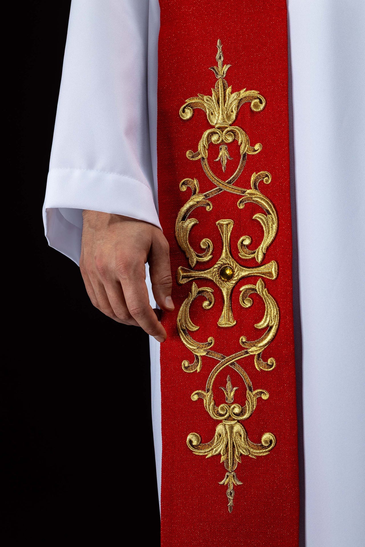 Stuła bogato haftowana z wizerunkiem Świętego Piotra i Pawła - ORNATY.PL