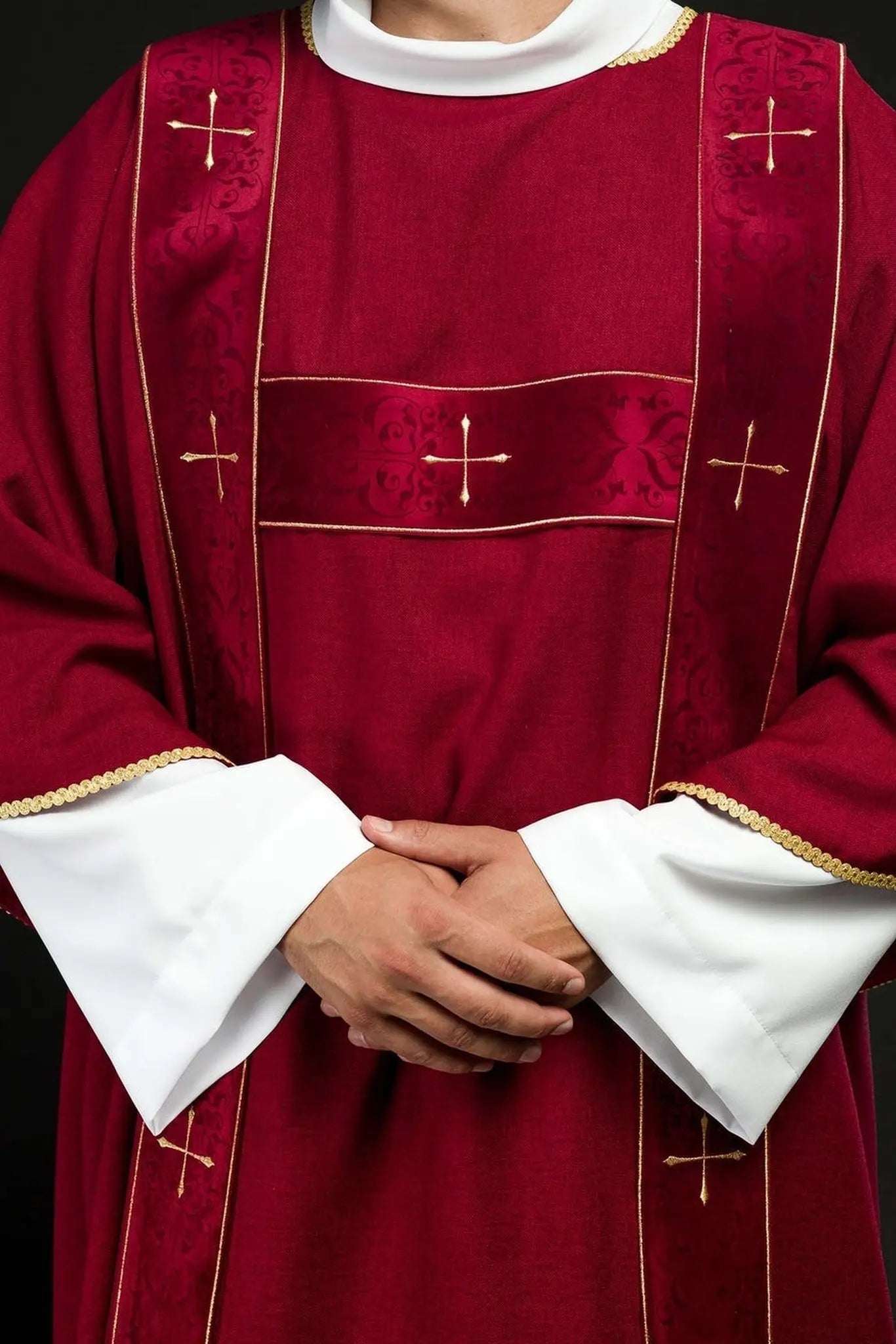 Dalmatic with velvet stripes and embroidered gold crosses red