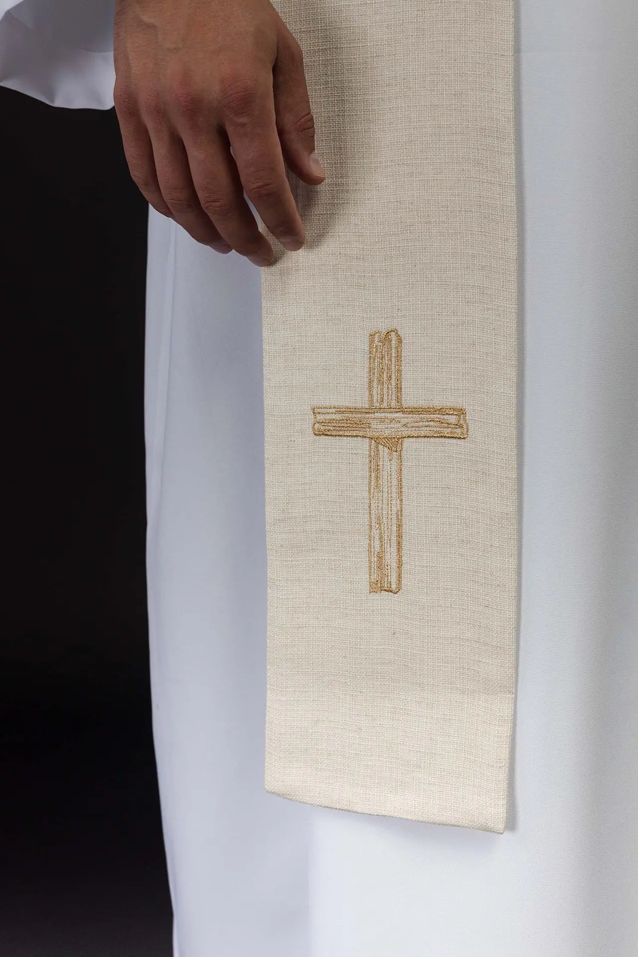 Embroidered stole "Jesus the Good Shepherd" in ecru