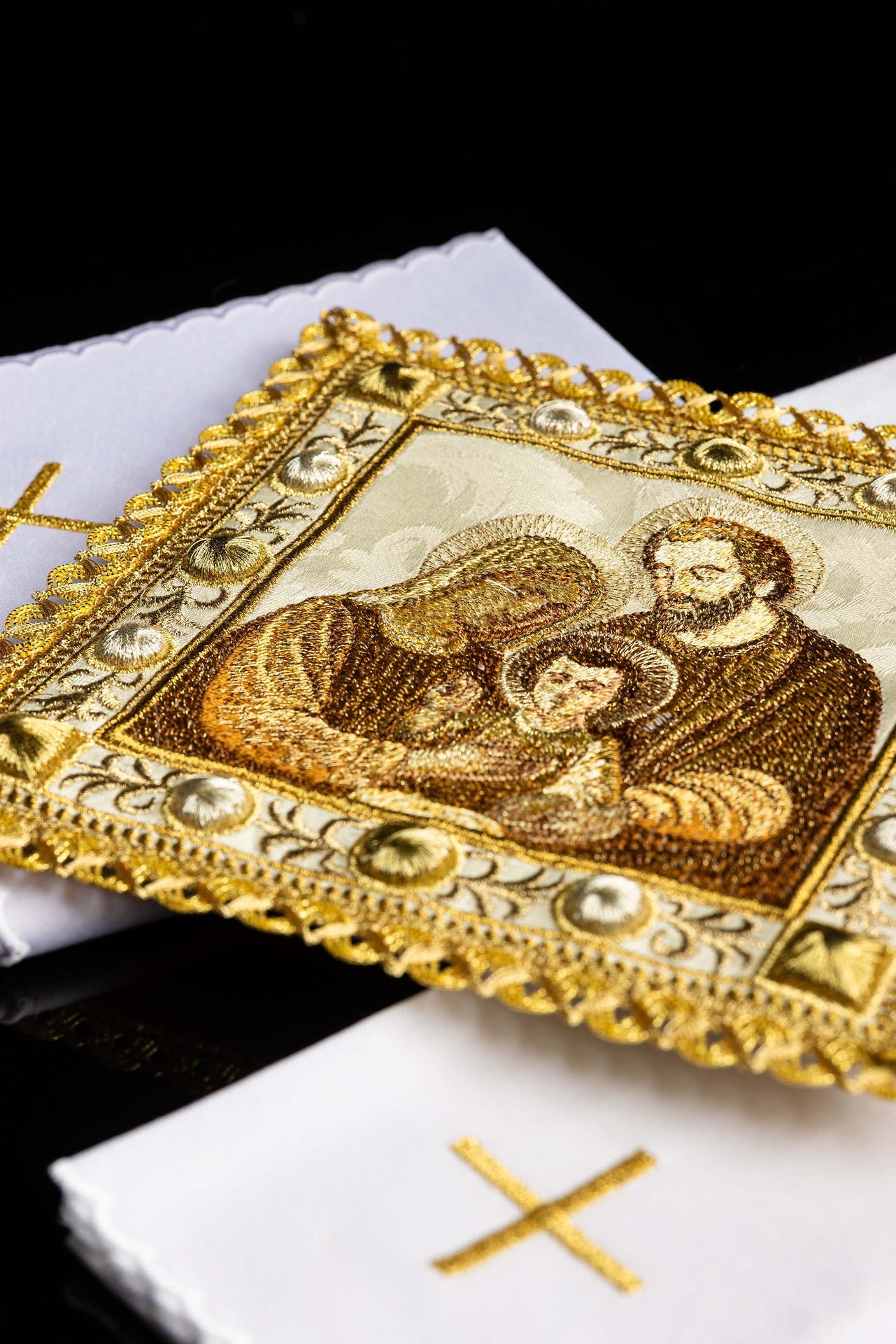 Bielizna kielichowa na Boże Narodzenie z wizerunkiem Świętej Rodziny - ORNATY.PL