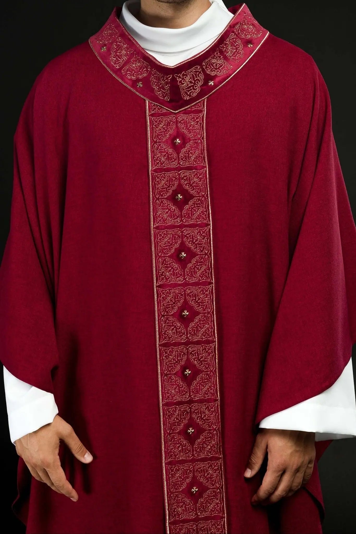 Chasuble with richly embroidered belt and collar in red