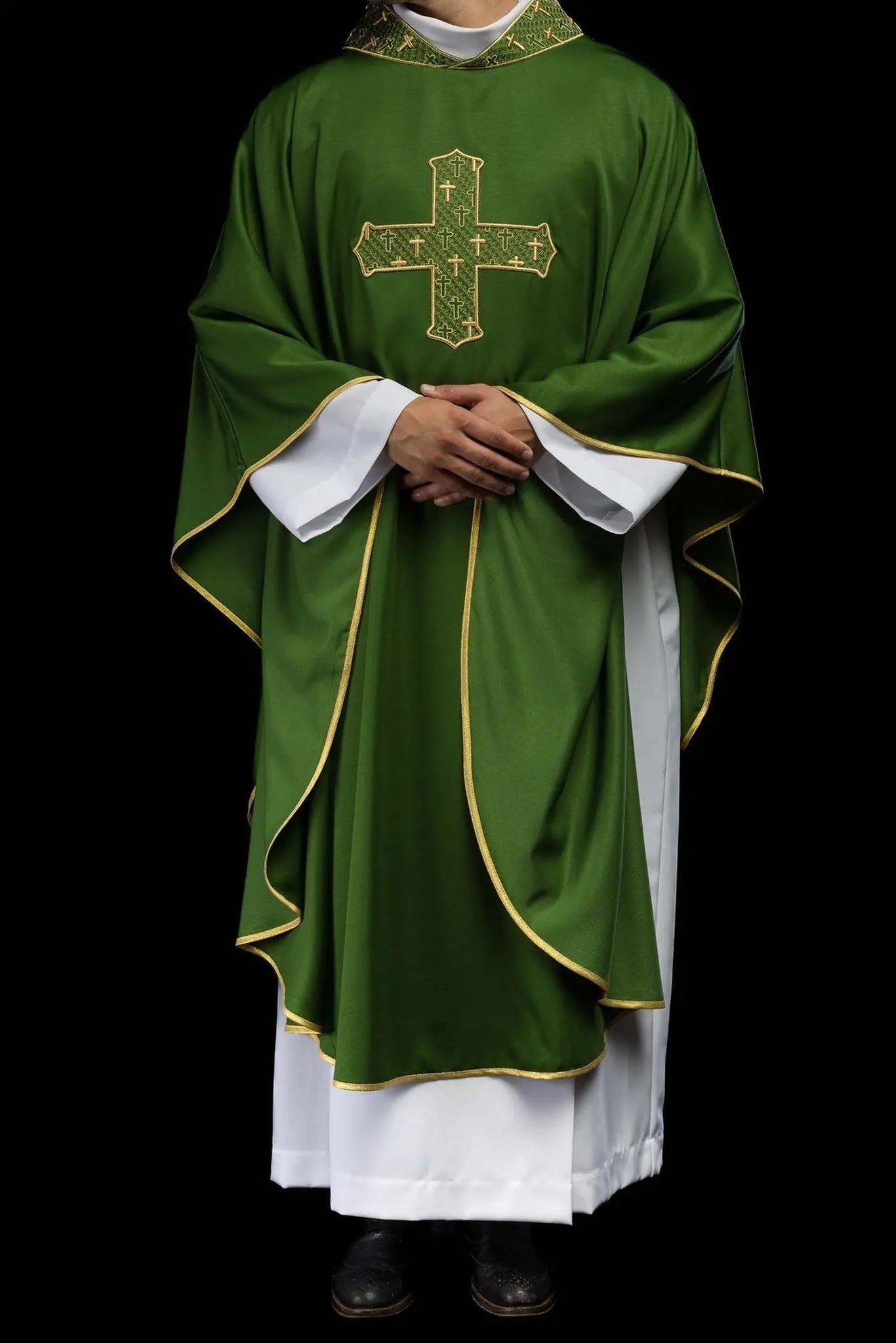 Chasuble with richly embroidered cross and collar in green