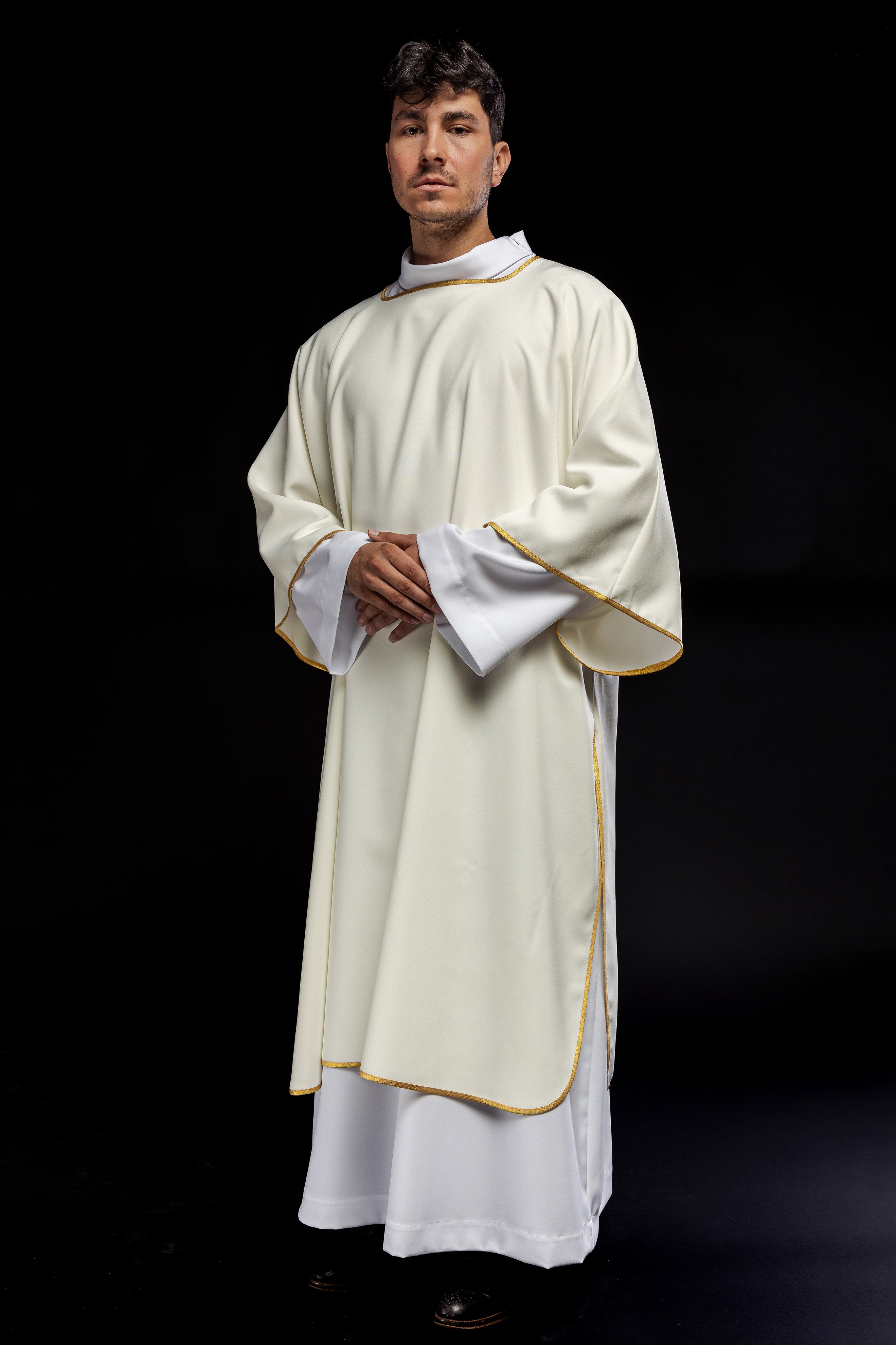 Smooth dalmatics with gold trim ecru