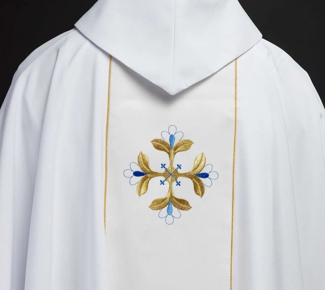White Marian liturgical chasuble with belt