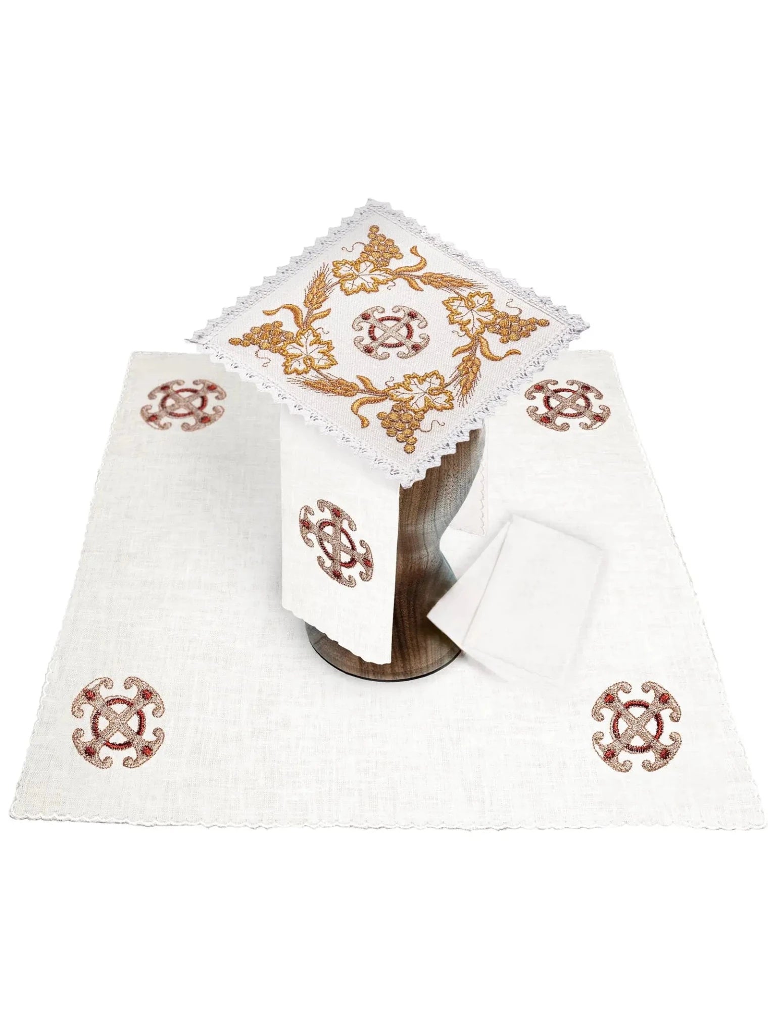 Chalice linen with rich gold embroidery