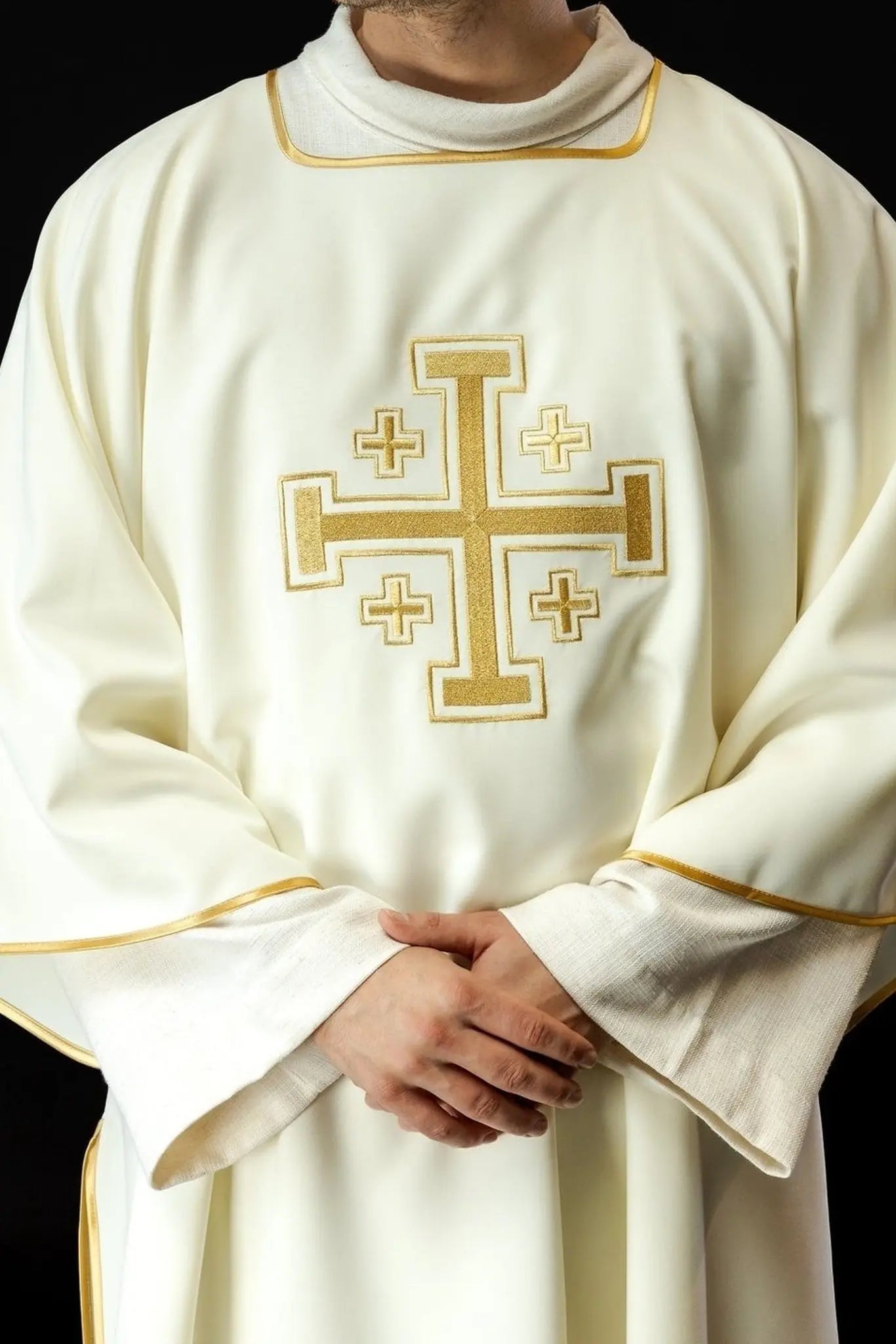 Ecru Dalmatia with embroidered gold crosses
