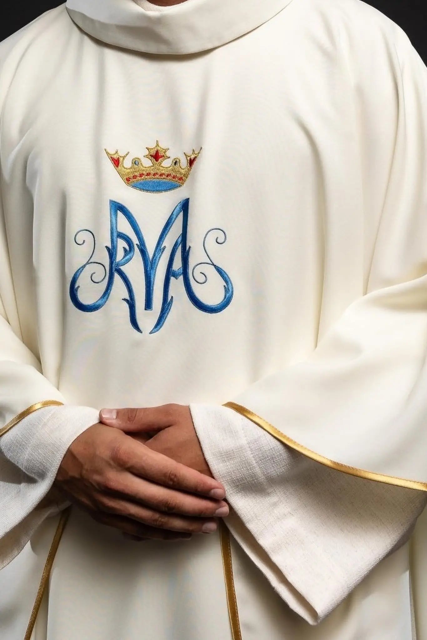 Marian liturgical chasuble in ecru