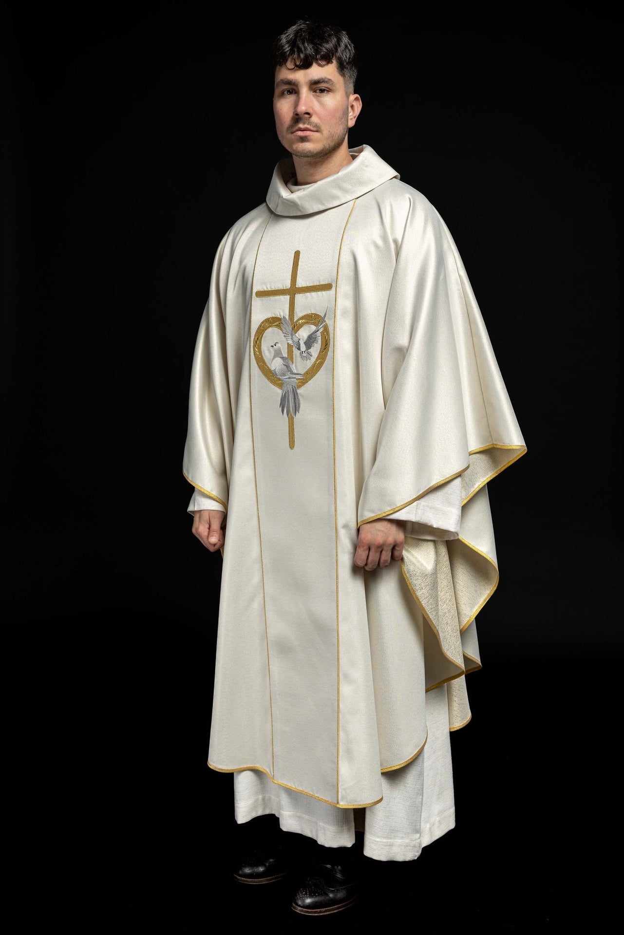 Ornat Ślubny w kolorze ecru