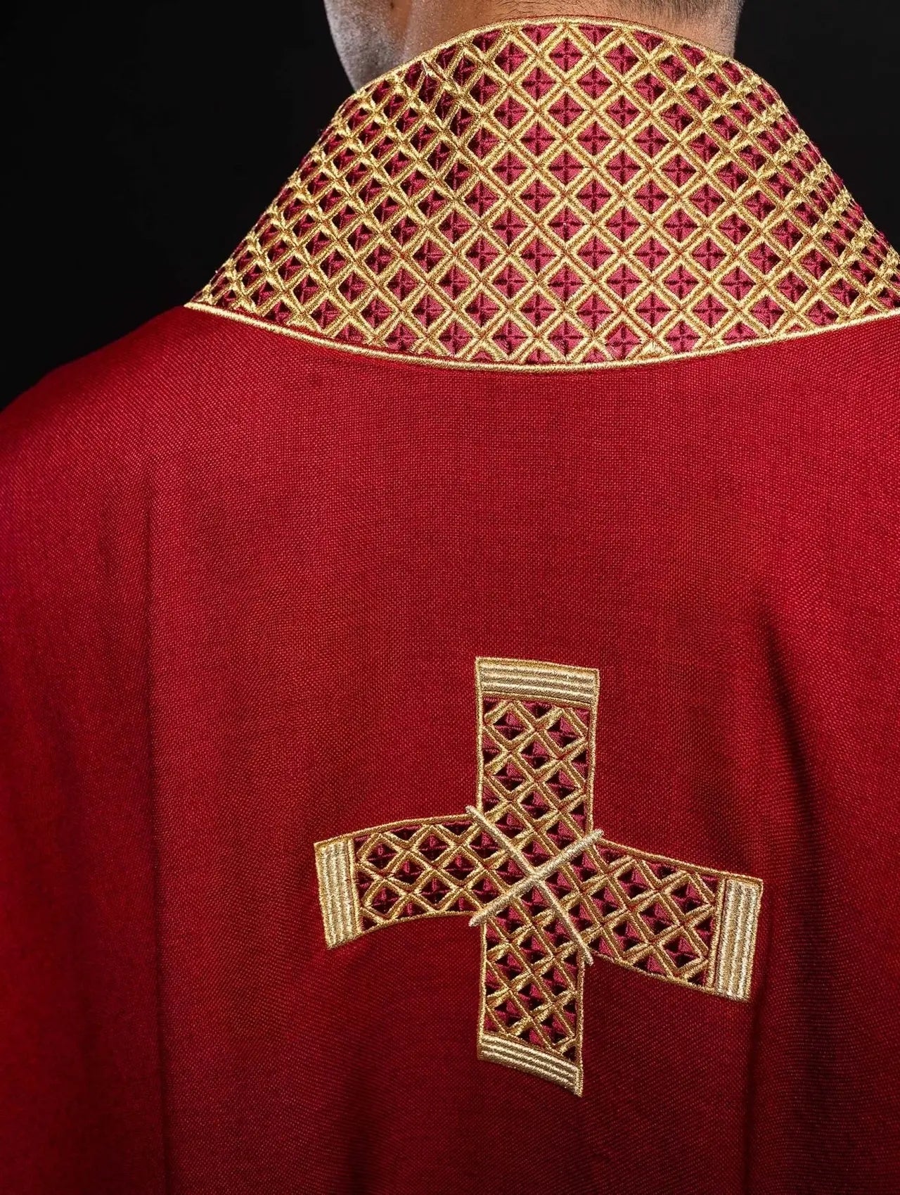 Chasuble in red with embroidered crosses and collar