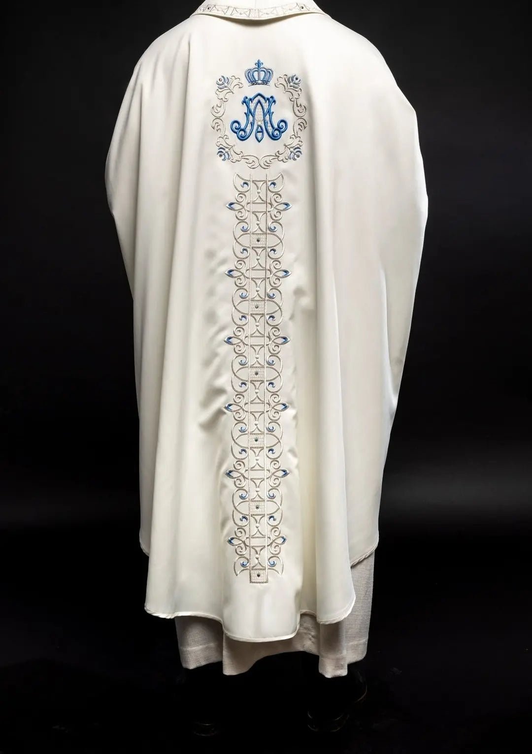 Chasuble with embroidered Marian belt