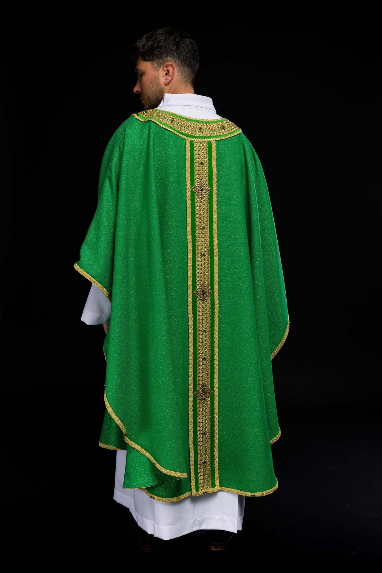 Ręcznie wykonany ornat z naturalnymi kamieniami Handmade 7001