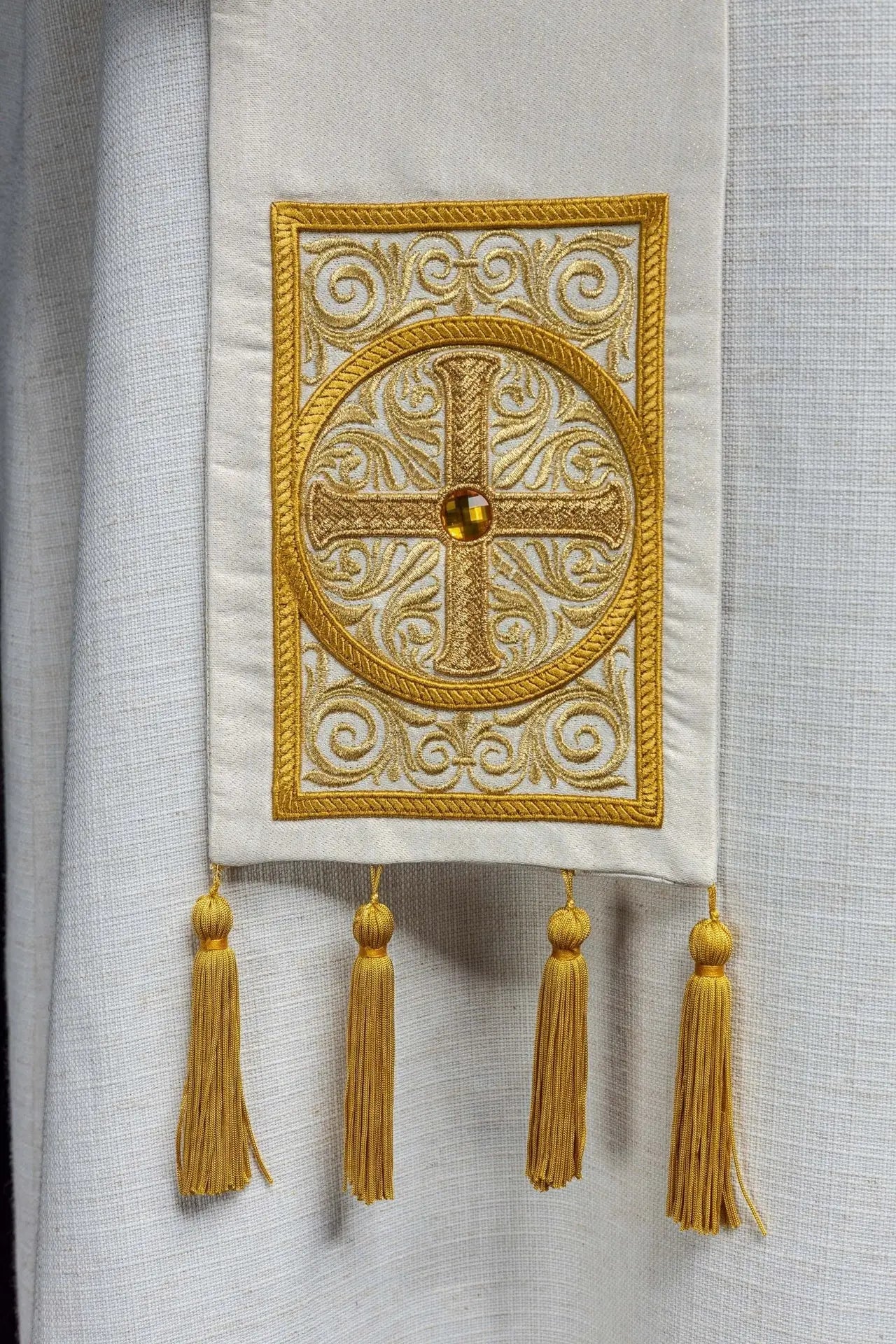Embroidered priest's stole decorated with brads