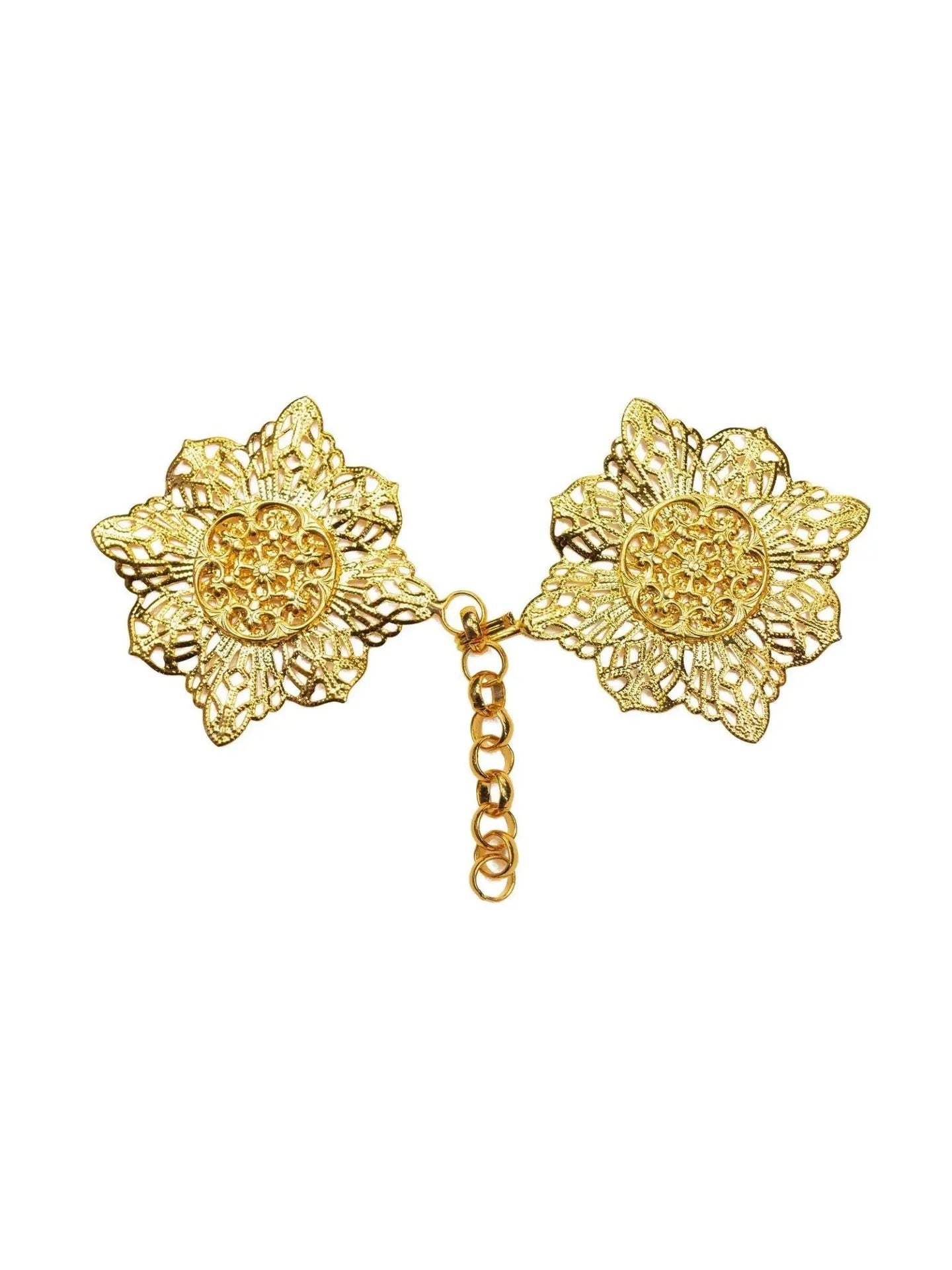Gold clasp for cope and veil in the shape of a flower