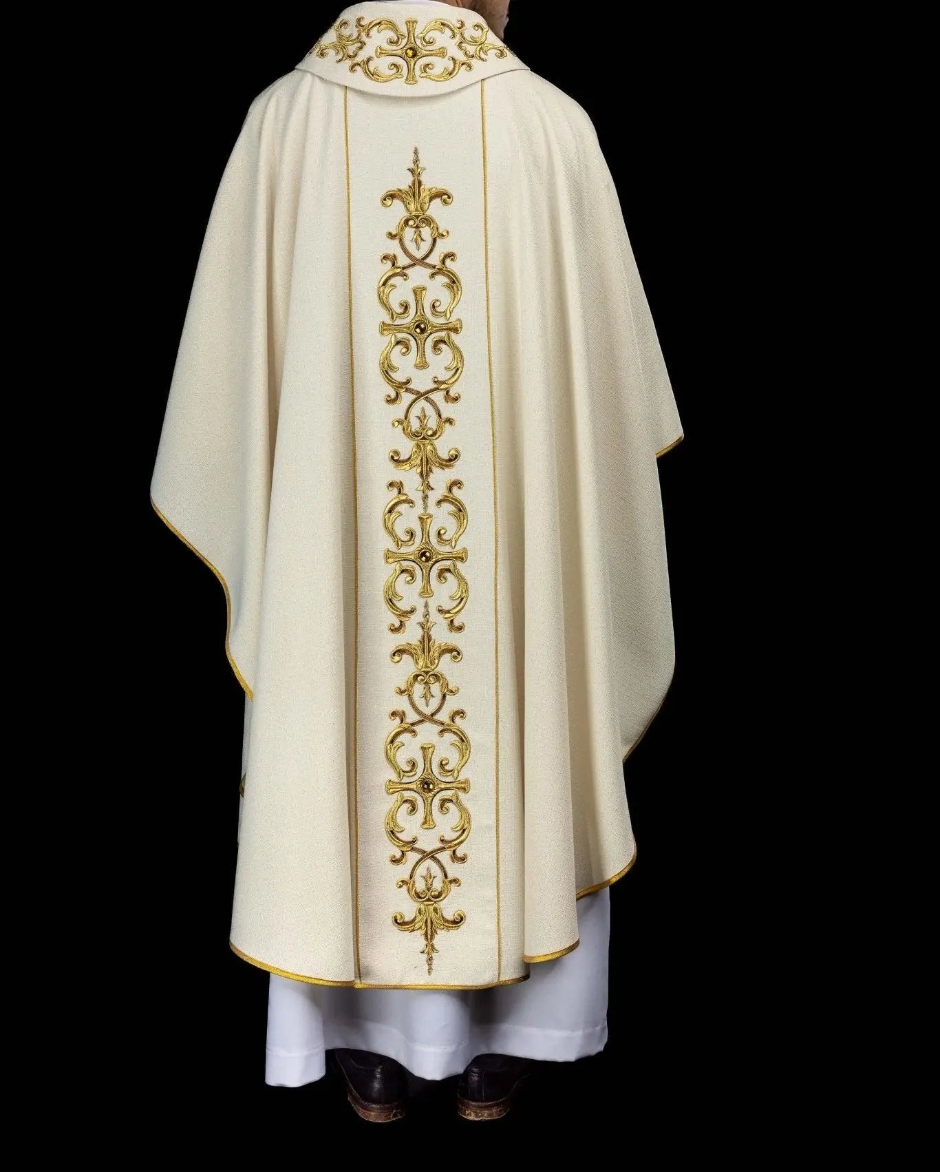 Richly Embroidered Chasuble with Our Lady of the Rosary