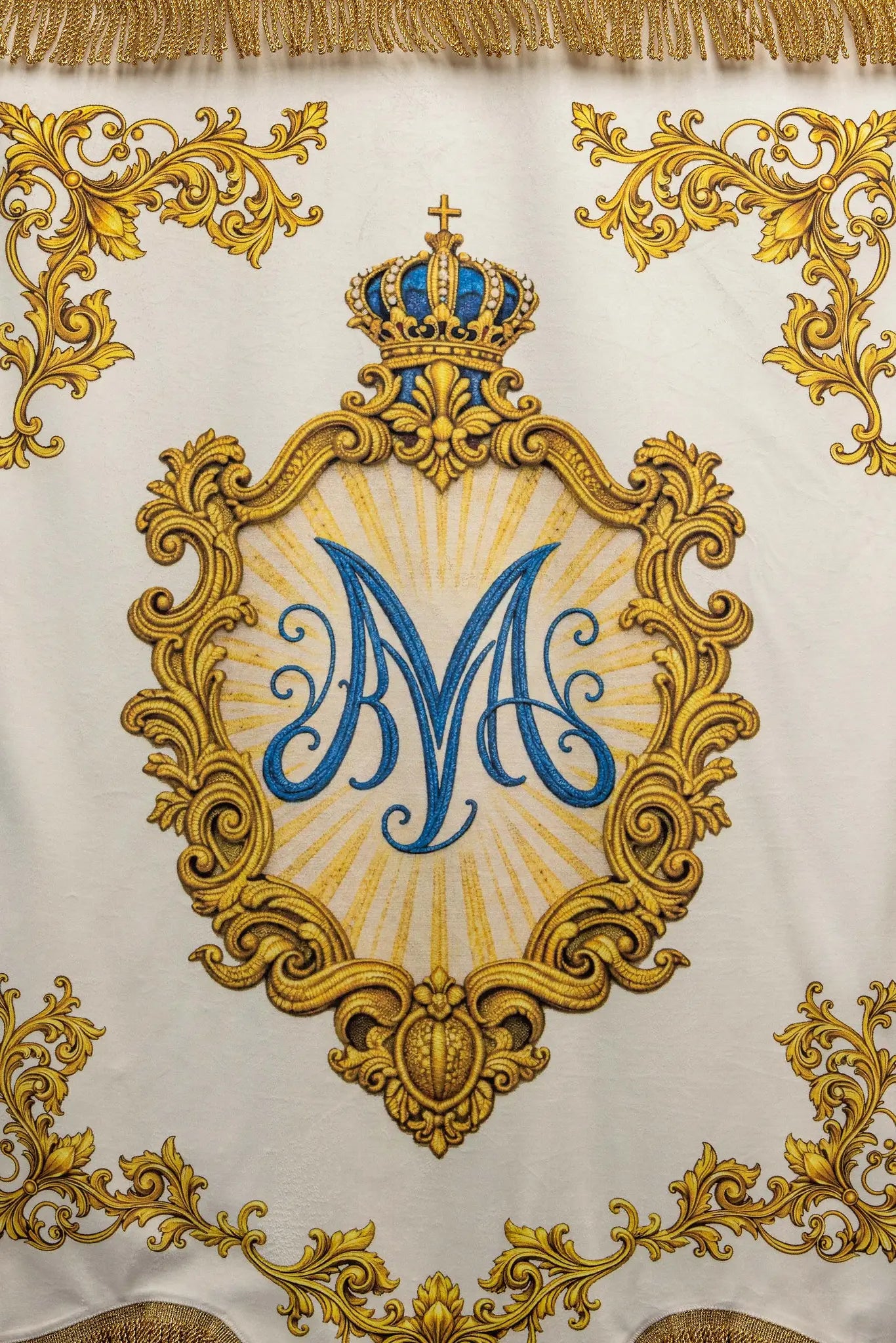Double-sided printed Marian banner featuring the Immaculate Heart of Mary on one side and a Marian monogram 'M' on the other, with gold ornamentation and crowns.