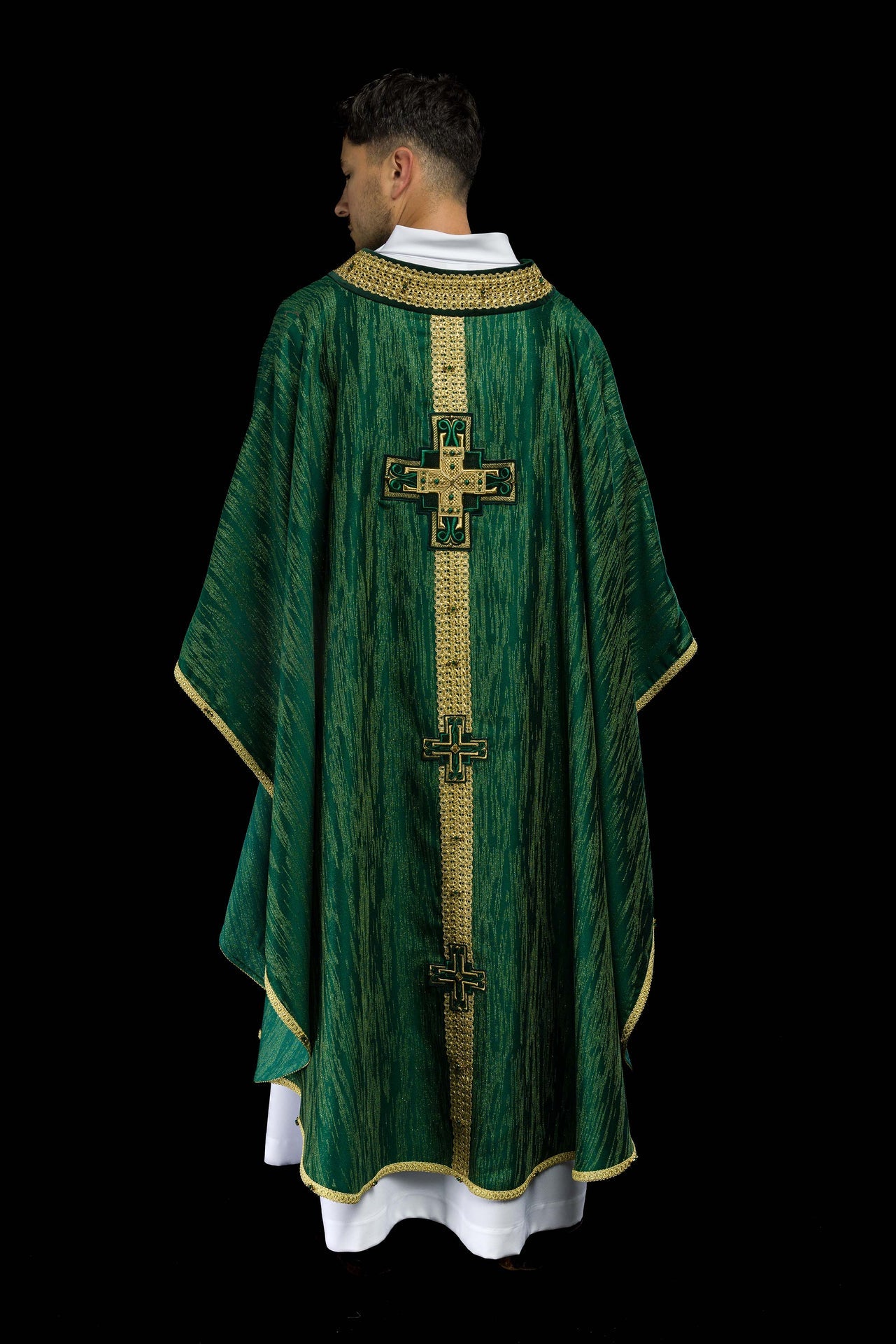 Ręcznie wykonany ornat z naturalnymi kamieniami Handmade 7015 Zielony - ORNATY.PL