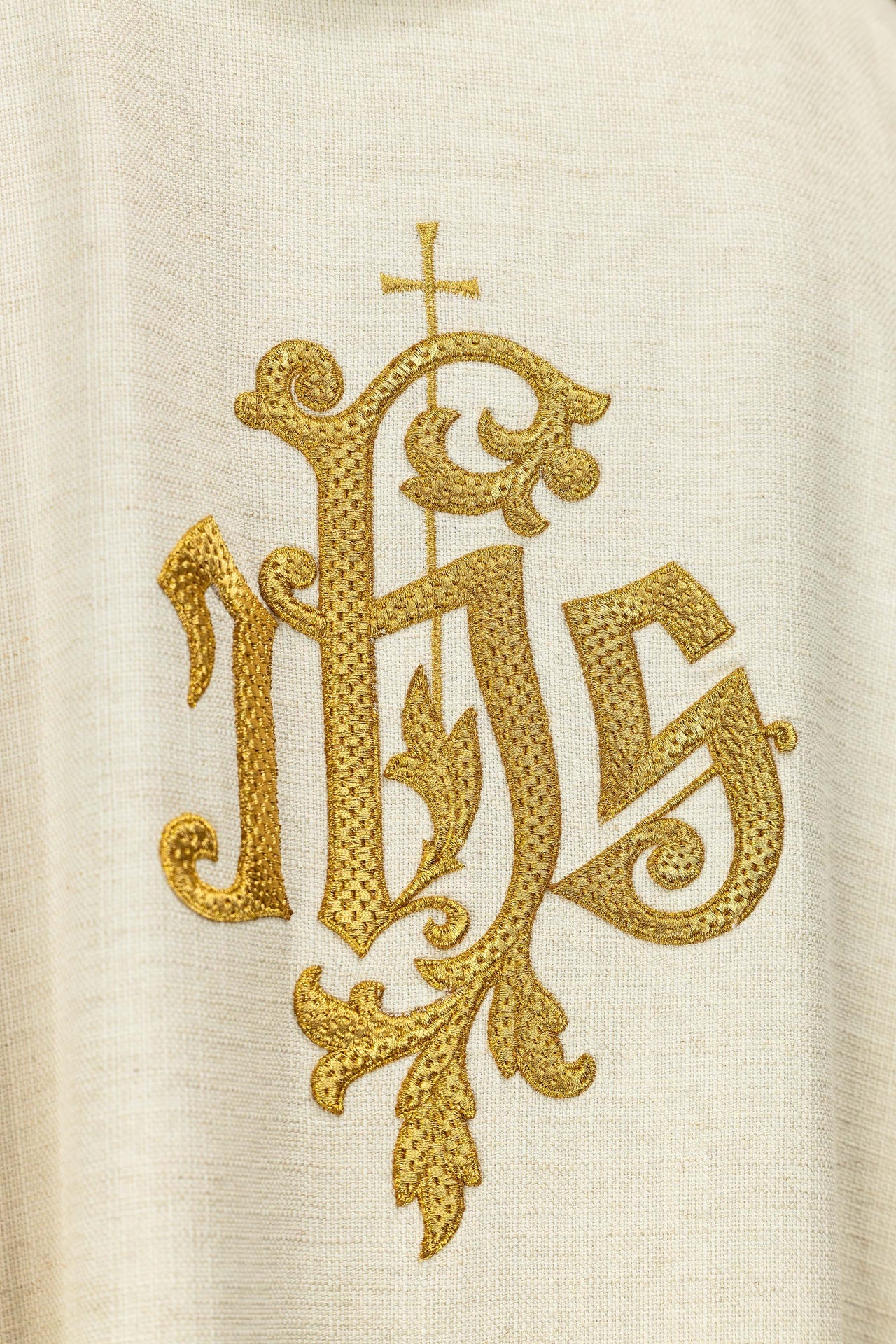 Ornat haftowany z wizerunkiem Świętego Józefa Robotnika - ORNATY.PL