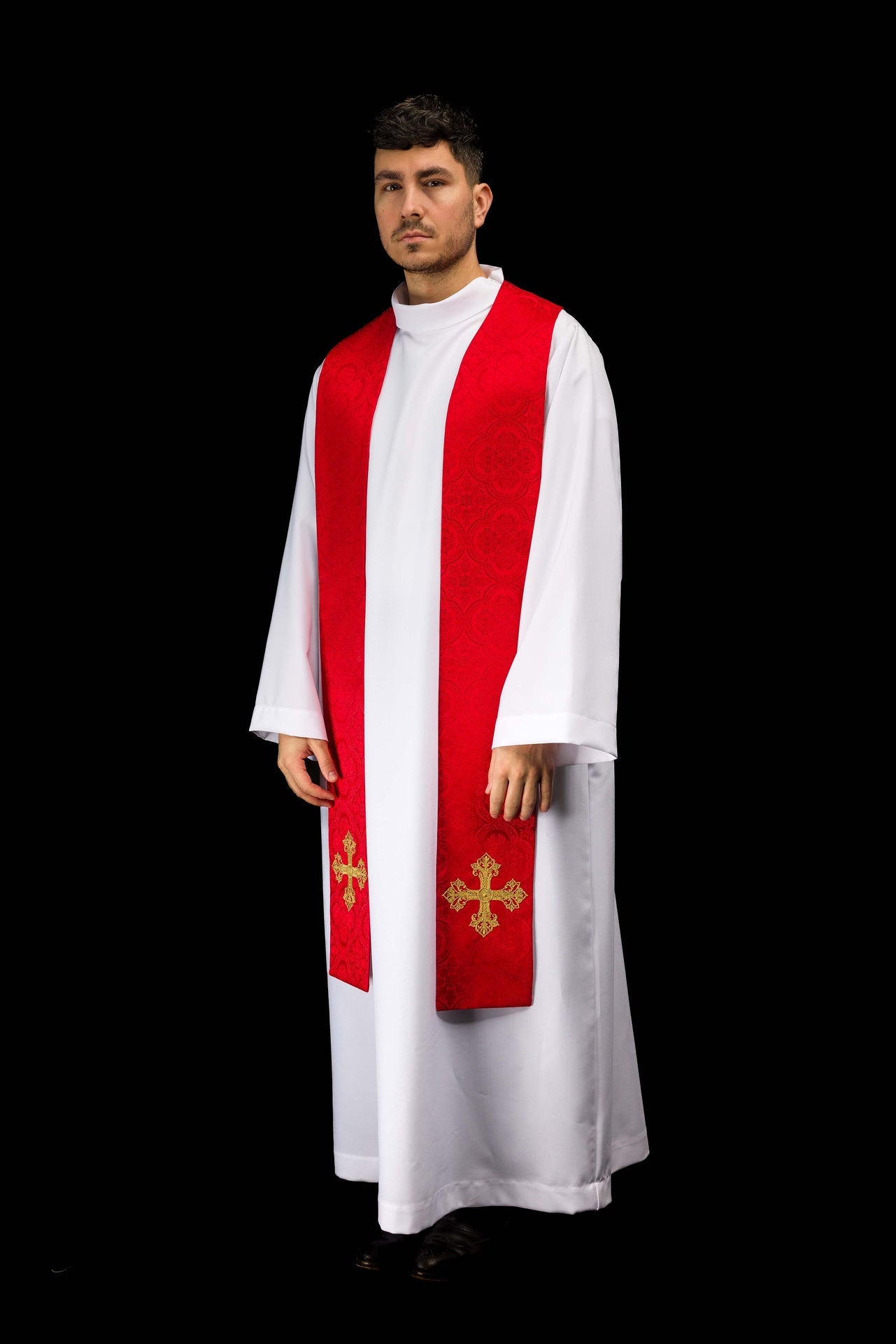 Stuła haftowana z motywem Krzyża czerwona tkanina żakardowa - ORNATY.PL