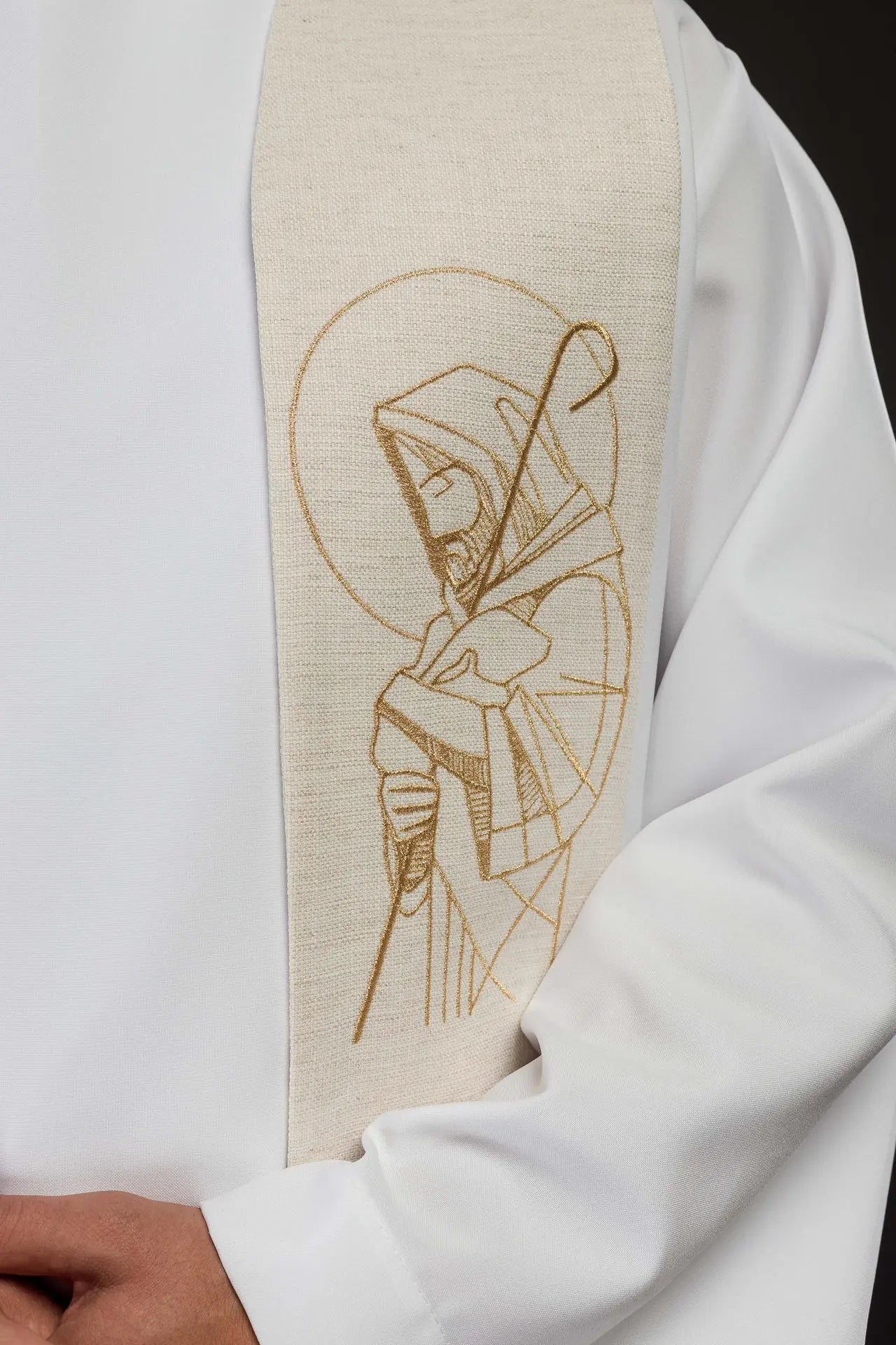 Embroidered stole "Jesus the Good Shepherd" in ecru
