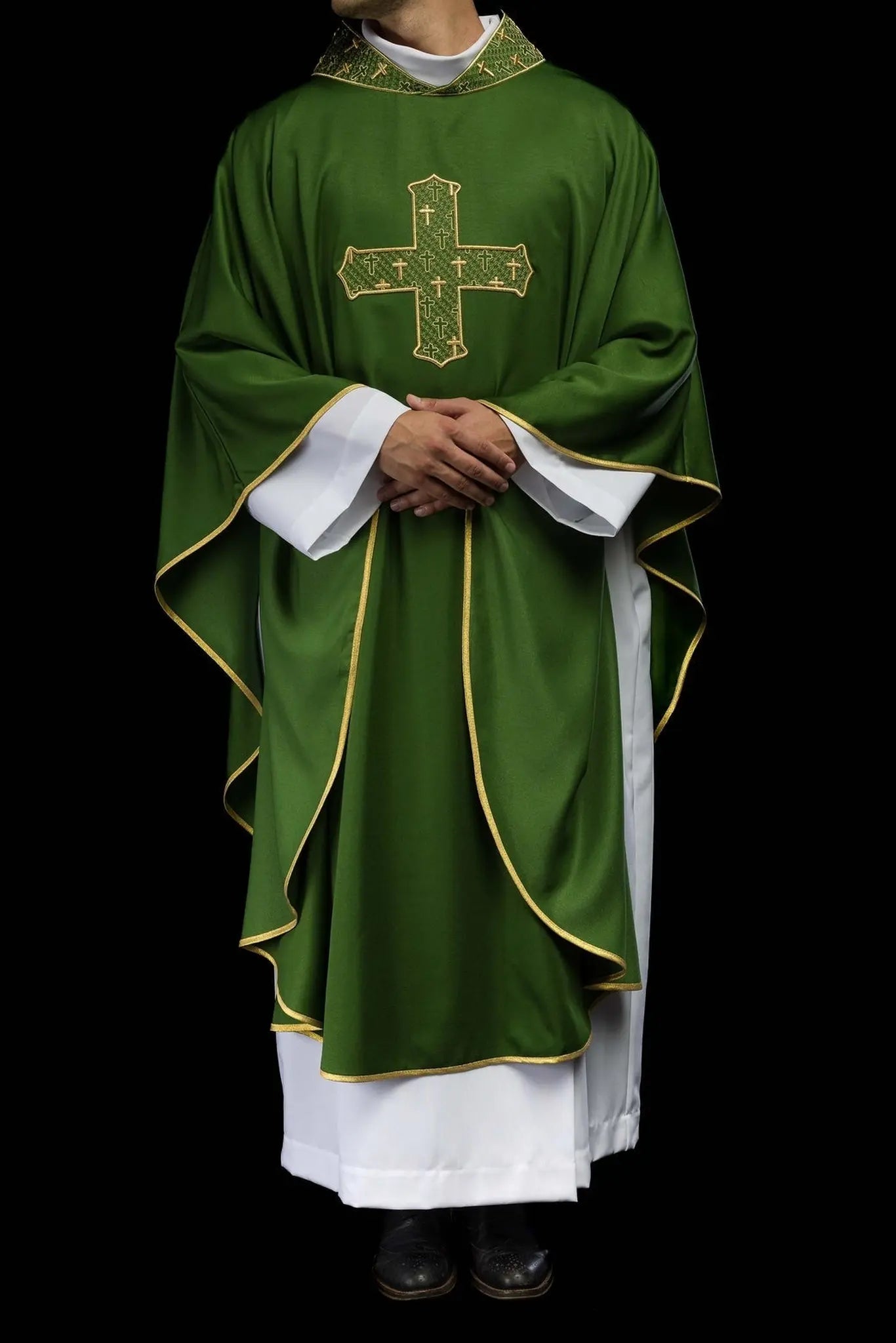 Chasuble with richly embroidered cross and collar in green