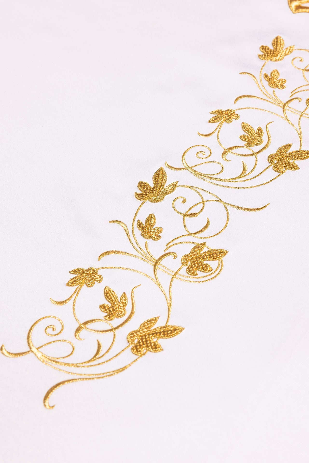 Obrus ołtarzowy z haftowanym symbolem IHS - ORNATY.PL