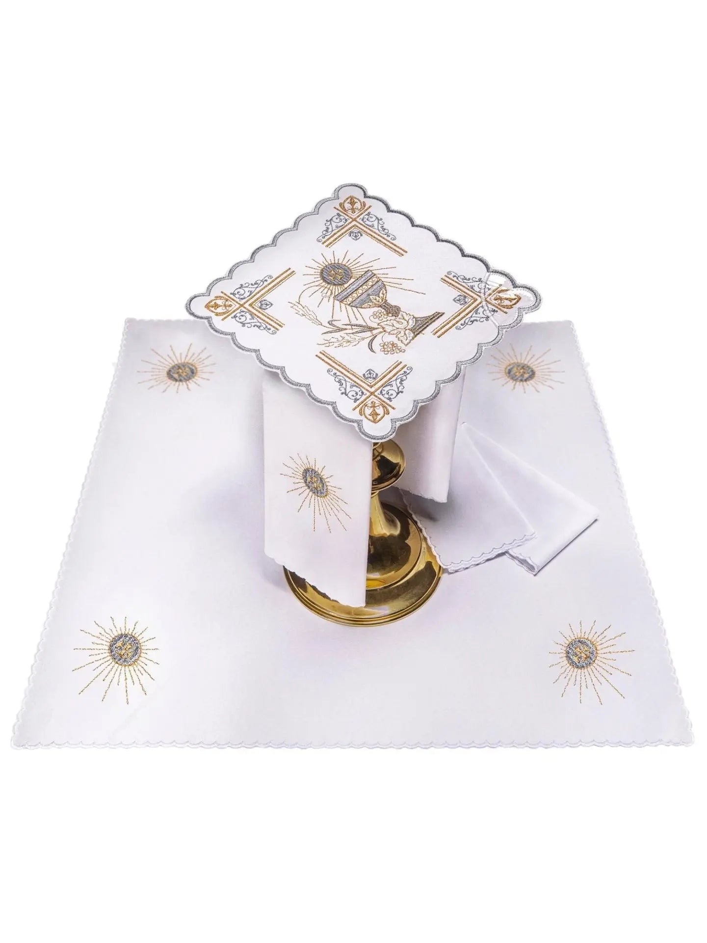 Richly decorated chalice linen