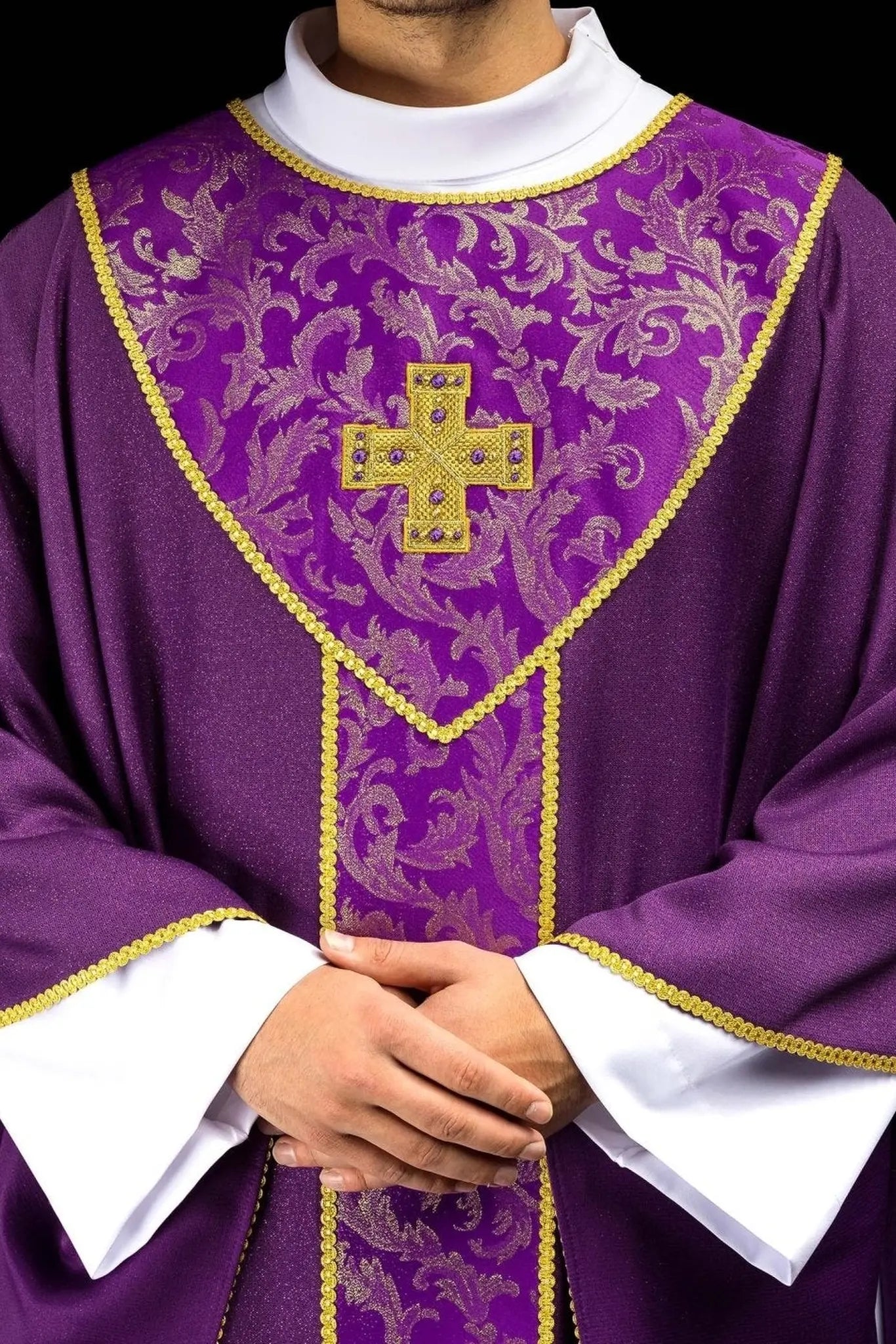 Purple chasuble with gold cross and jacquard fabric