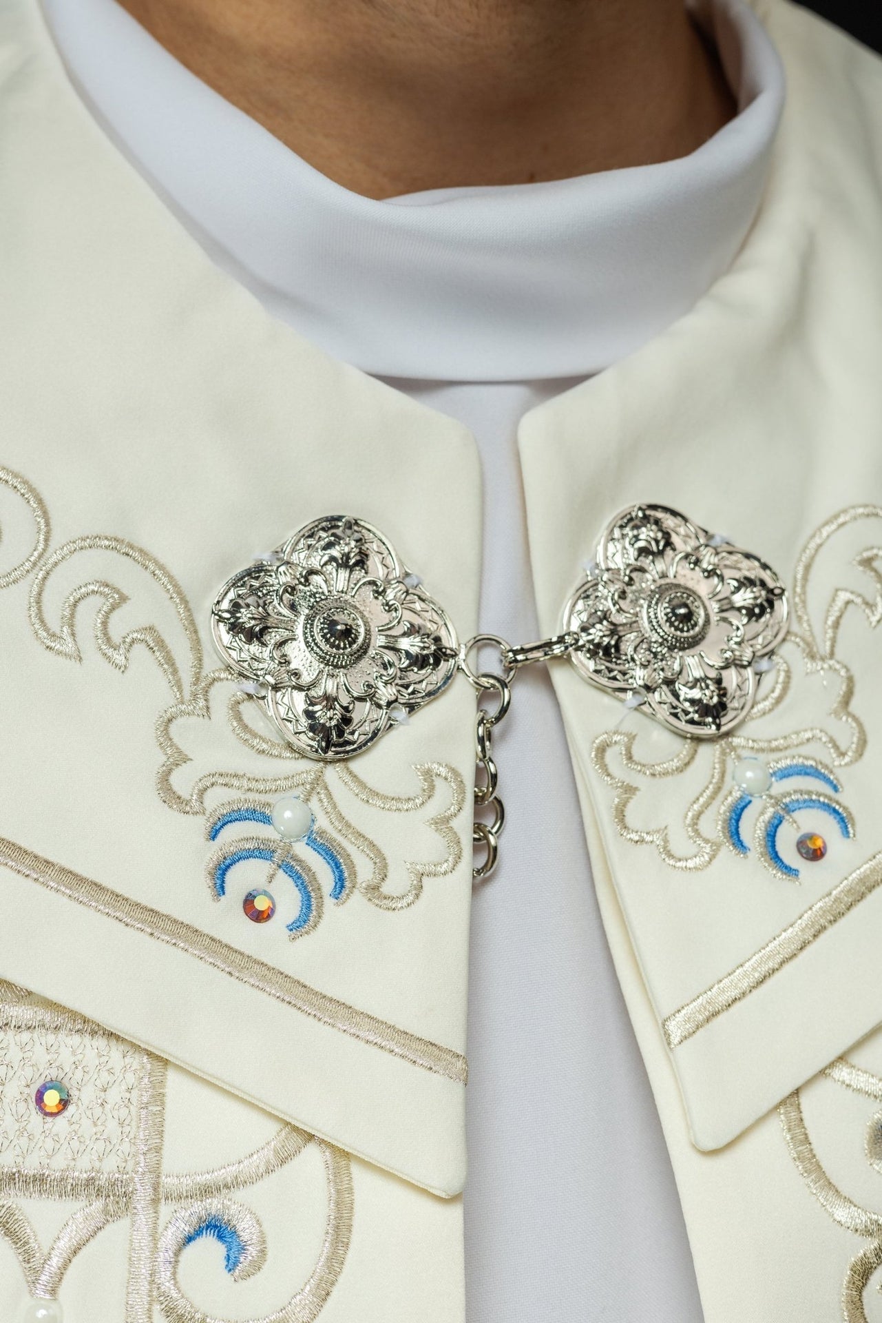 Kapa Liturgiczna Haftowana Z Symbolem Maryjnym