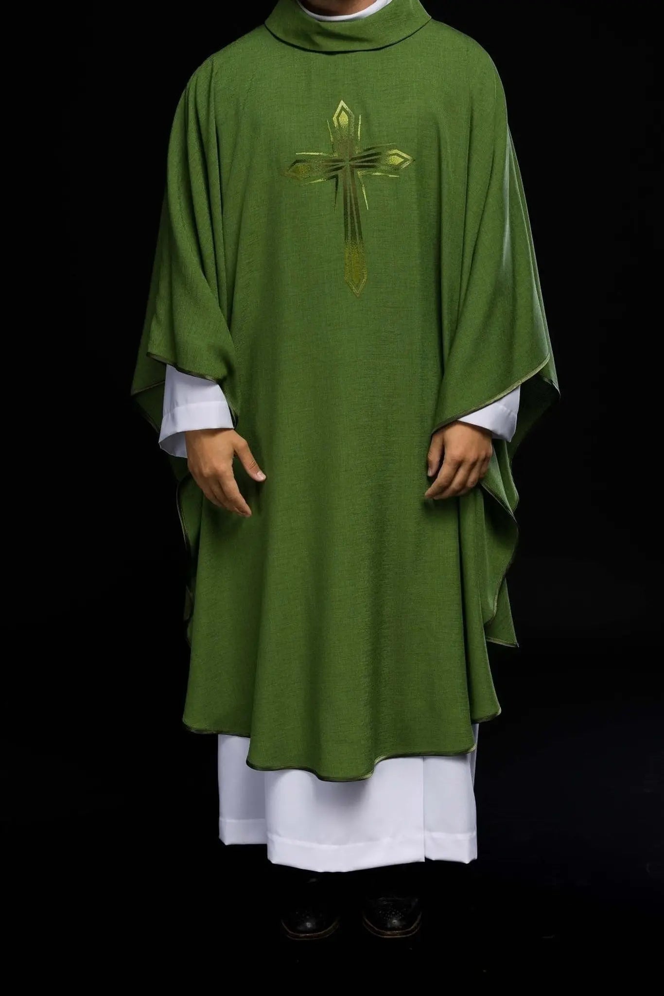 Embroidered chasuble in green