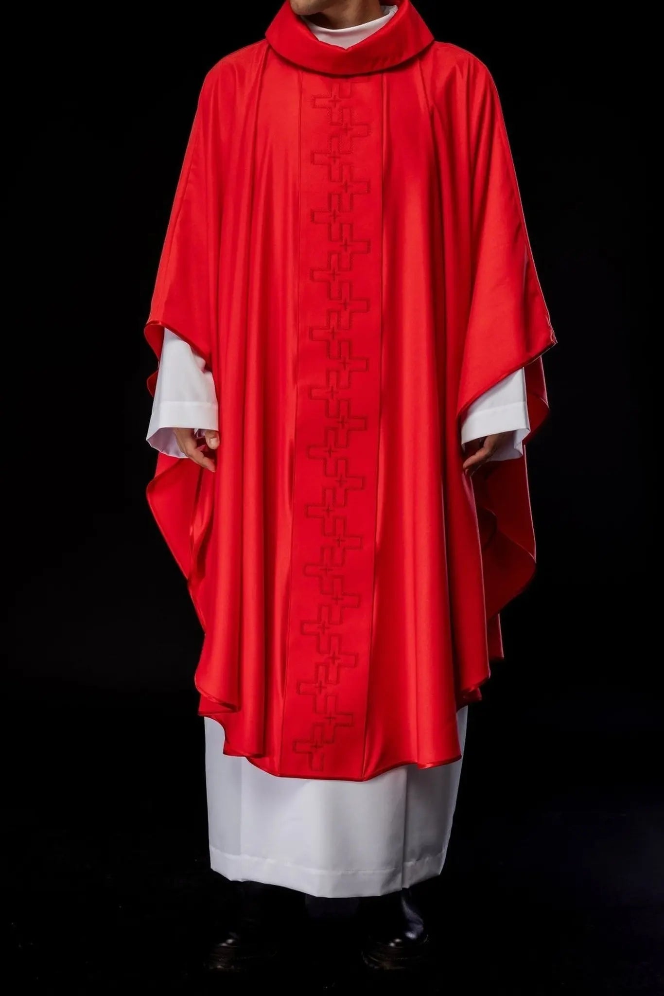 Chasuble with richly embroidered belt in red cross embroidery