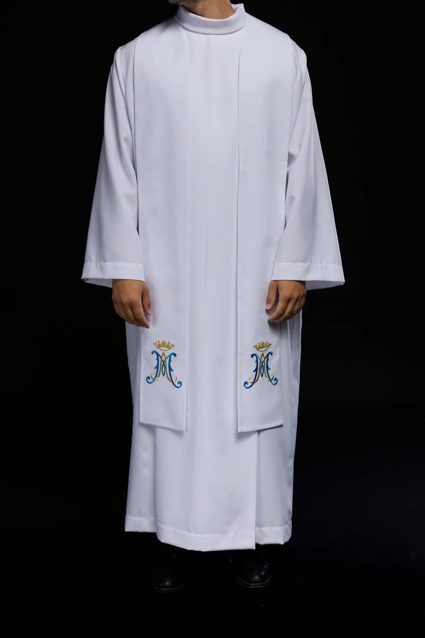 Embroidered white Marian priest's stole